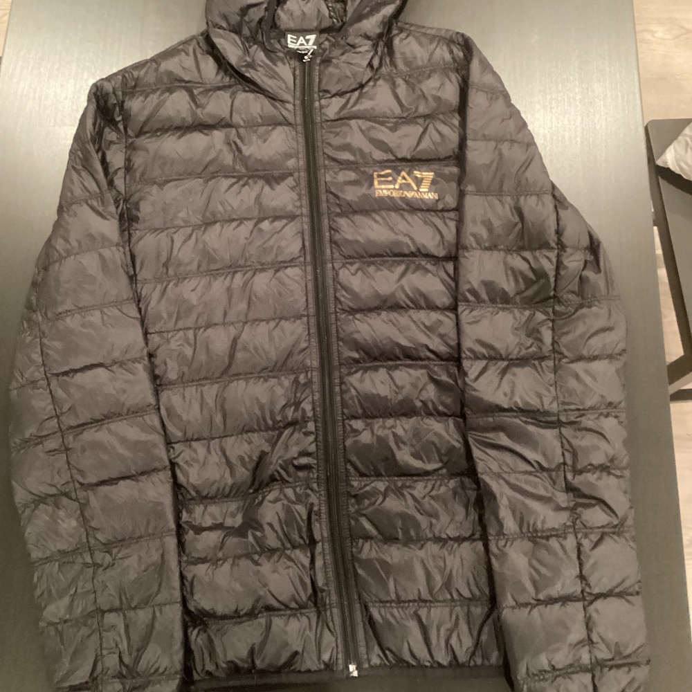 Emporio Armani down jacket, Large, Black Great condition